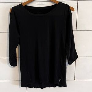 Eddie Bauer 3/4 Sleeve Keyhole Sleeve Black Top. Size XSmall.